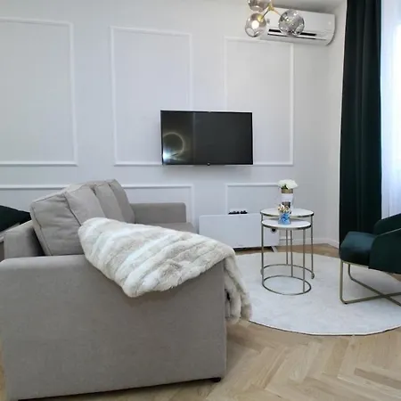 Stylish Apartmetn In The Centre * Σαράγεβο