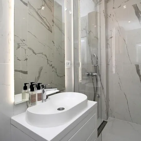 Stylish Apartmetn In The Centre * Σαράγεβο