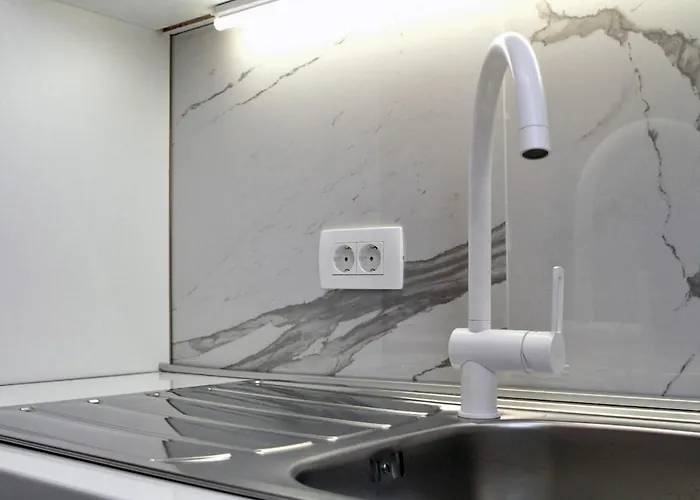 Stylish Apartmetn In The Centre شقة سراييفو