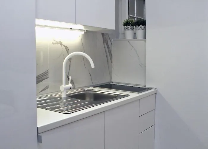 Stylish Apartmetn In The Centre شقة *