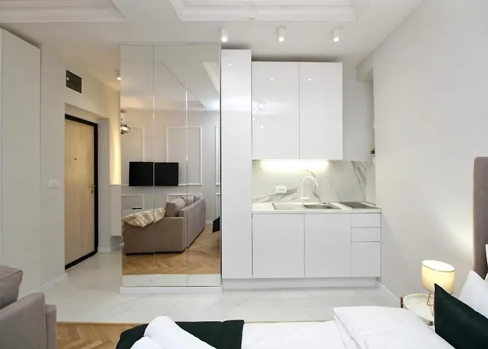Stylish Apartmetn In The Centre شقة *